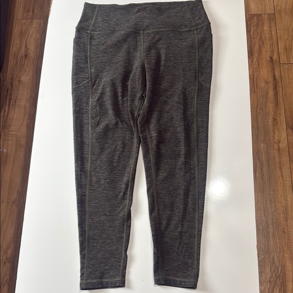 Victoria's Secret Gray and Green Leggings Soft Stretchy Comfort. ( Lot of 2 ) - Picture 4 of 14